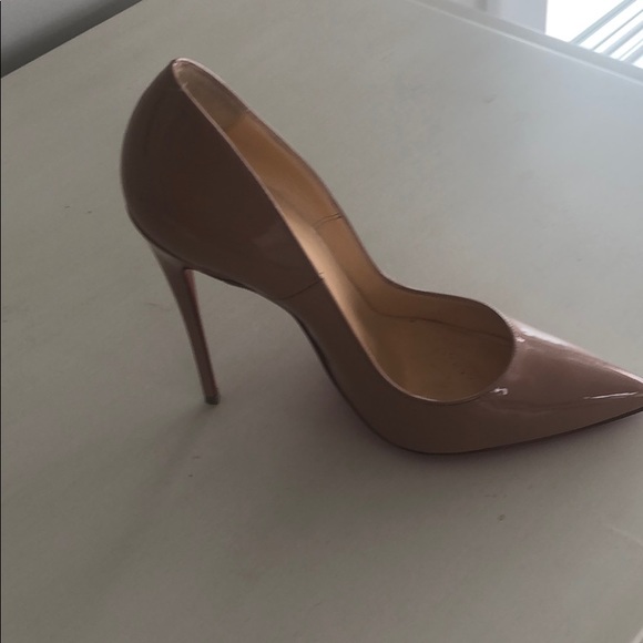 Nude Christian Louboutin - Picture 2 of 5